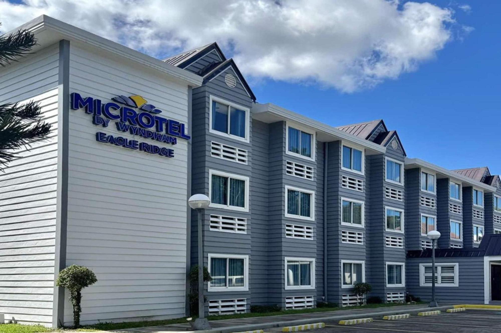 Microtel By Wyndham Eagle Ridge General Trias  Exterior photo